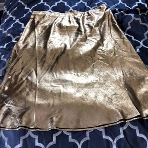 LOFT Plus Midi gold skirt, NWT.